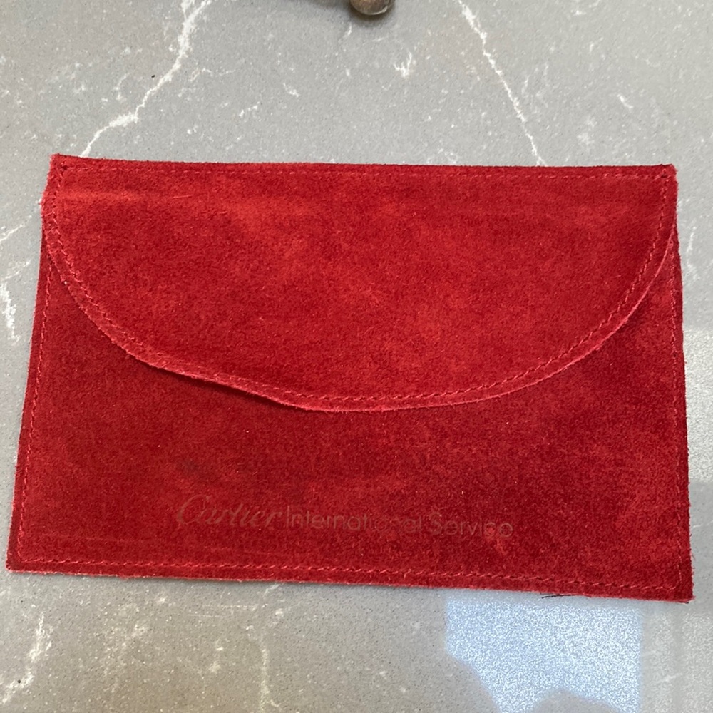 Letter Cartier pach